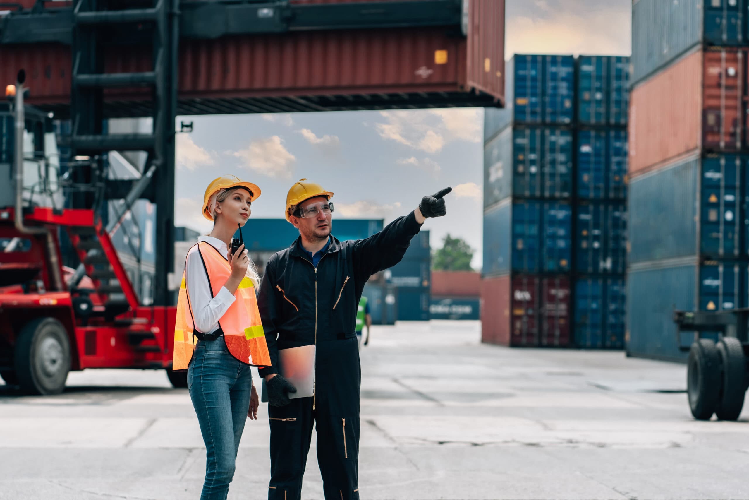What Do Customs Clearance Agents UK Actually Do for Freight Forwarders and Importers?