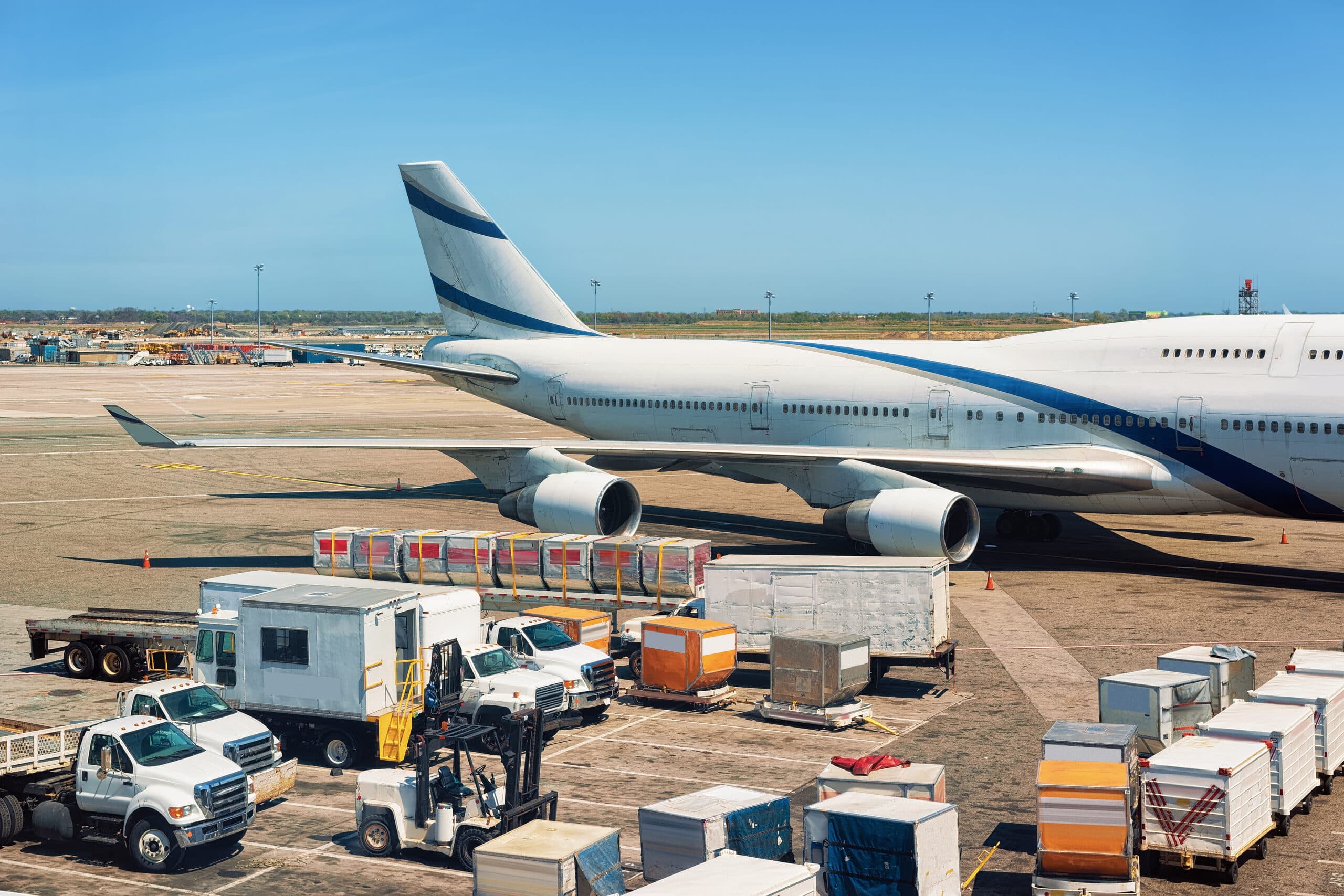 The Unsung Heroes of Air Freight: Why Customs Clearance Agents Matter